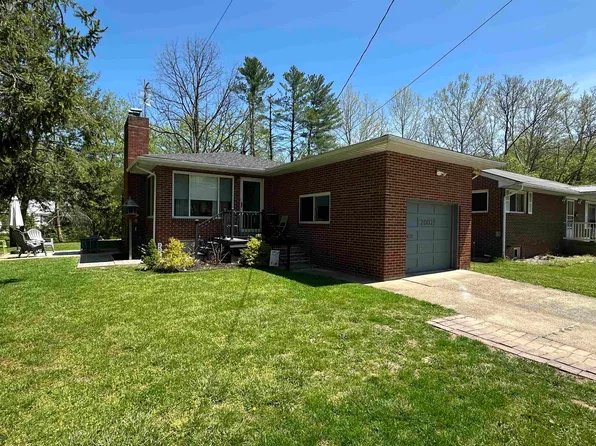 2002 Donald Ave, Huntington, WV 25701