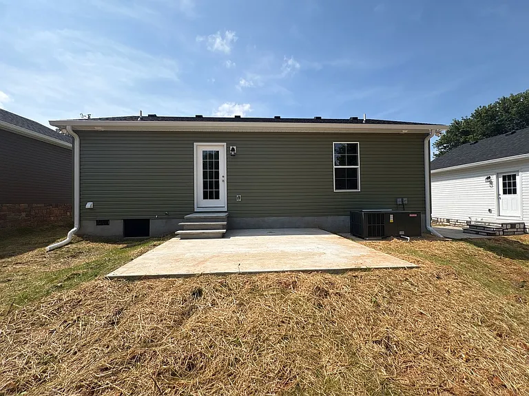 307 W Coffee St — Photo 19