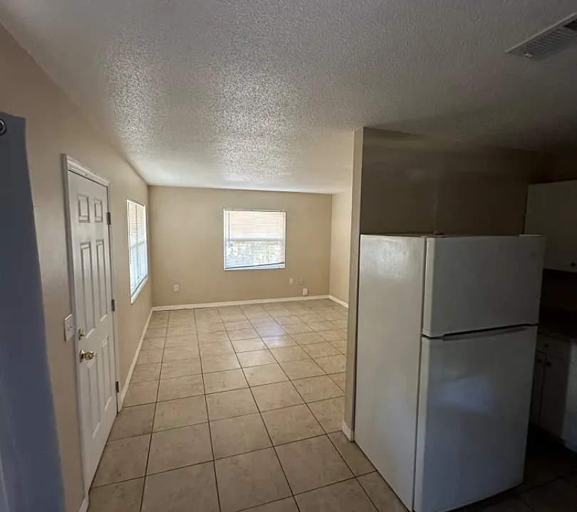 912 60th Avenue Ter W #914