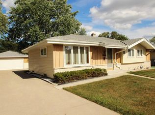 6974 N 86th St, Milwaukee, WI 53224