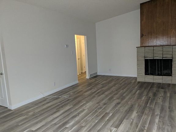 mini_Living Room_1 (4)_06032022
