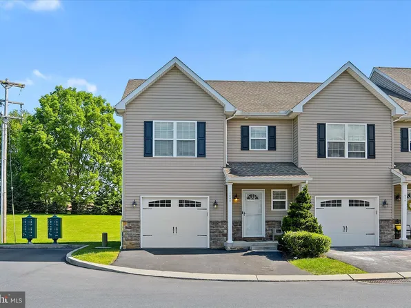 840 Spring Rock Ct, Mechanicsburg, PA 17055