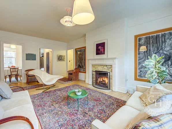 35-27 76th St APT 41, Queens, NY 11372