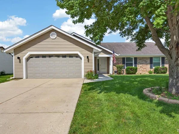 5906 Bittersweet Dr, West Lafayette, IN 47906