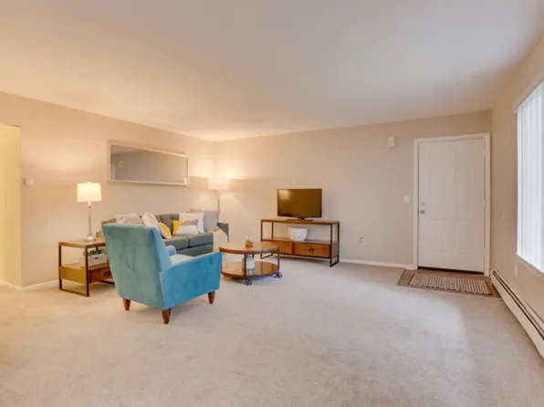 Sterling Hill Apartments