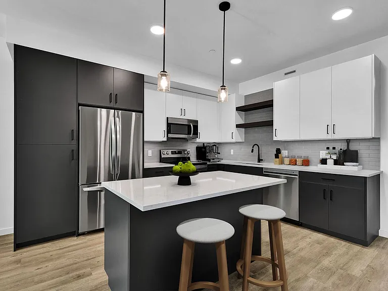 Milstick Apartments — Photo 47