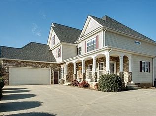 3427 Tigerville Rd, Travelers Rest, SC 29690