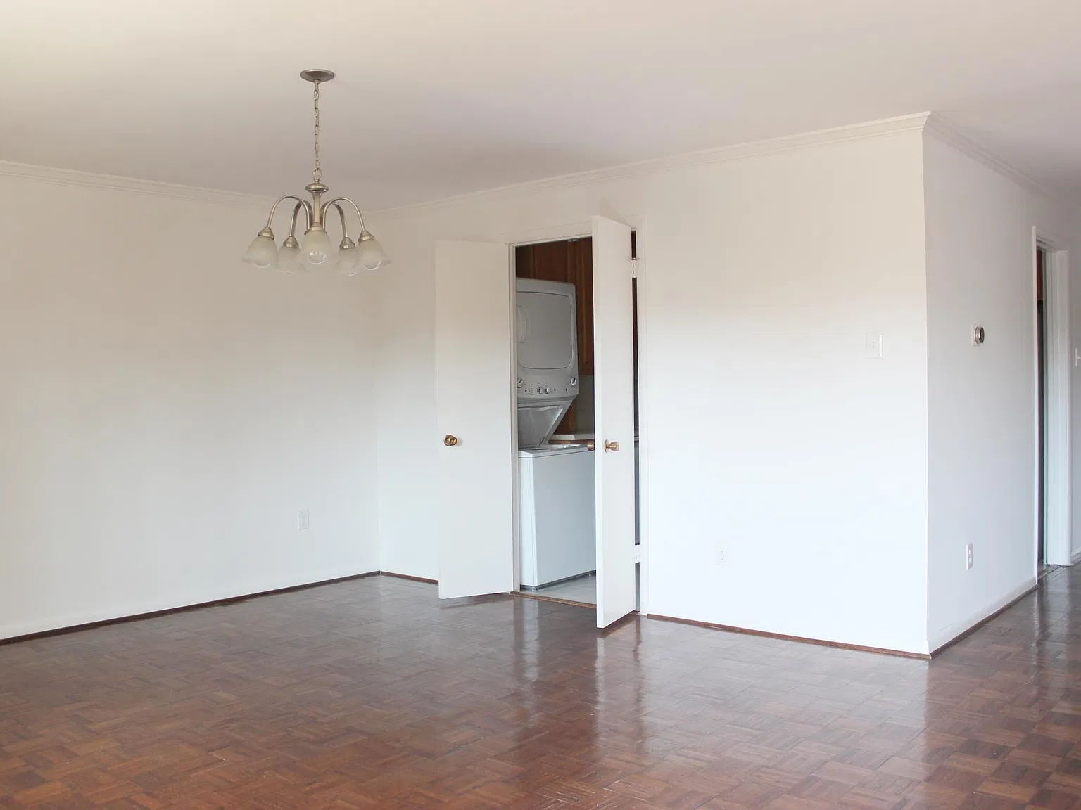2 bed, 1241 sqft, $2,500 — Photo 4