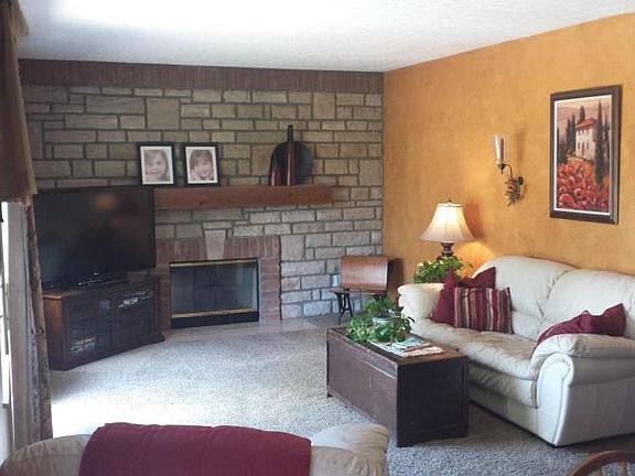 5th image of 633 Prairie Run Dr