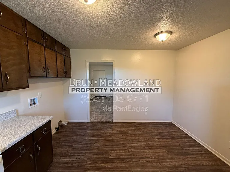 128 Lynnwood Dr #10 — Photo 3