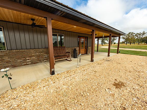 2nd image of 887 Colcord Keithly Rd