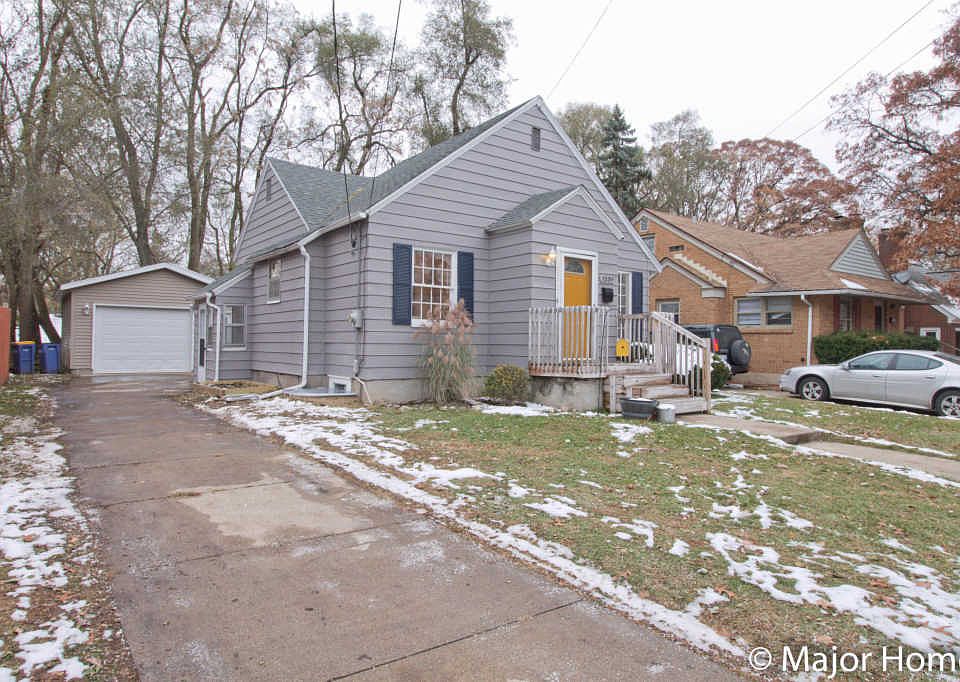 1st image of 1539 Rossman Ave SE