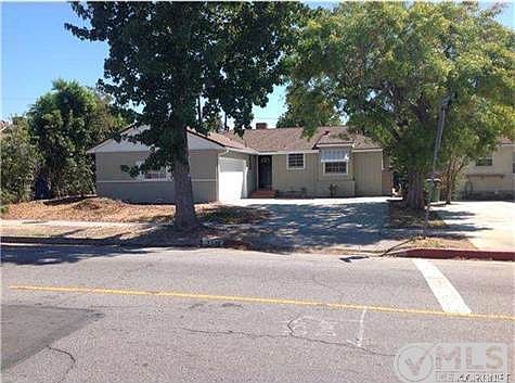 3rd image of 7748 Bellaire Ave
