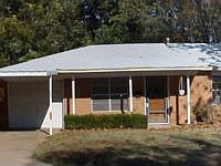 1st image of 1105 Clover Dr