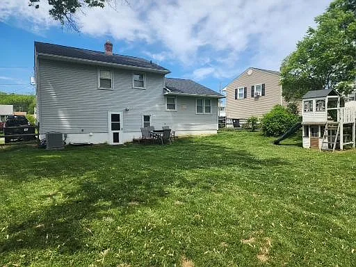 1318 Kenwood Rd — Photo 36