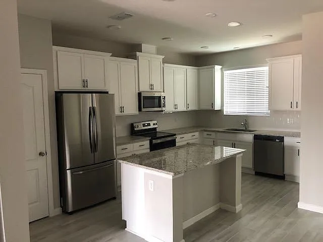 4710 New Orleans Cv — Photo 8