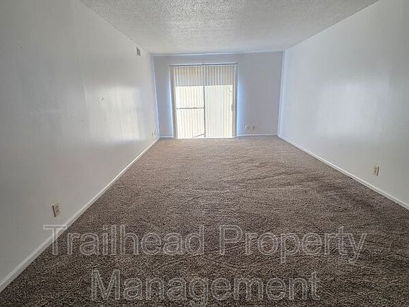 2nd image of 324 W College St APT 306