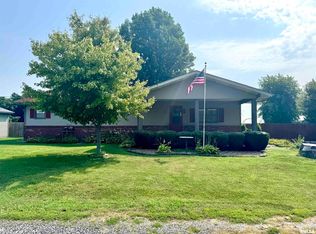 406 S Benton St, New Berlin, IL 62670