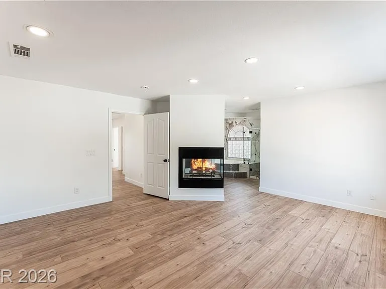 8640 Copper Ridge Ave — Photo 9