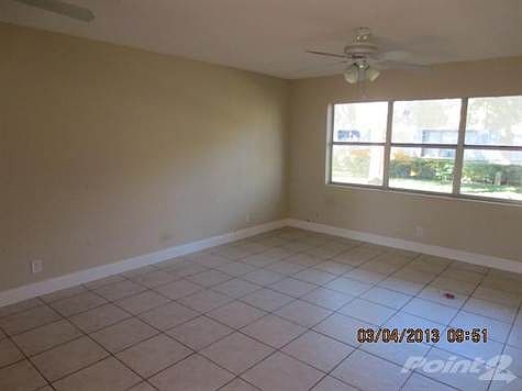 4th image of 610 SE 2nd Ave APT L3
