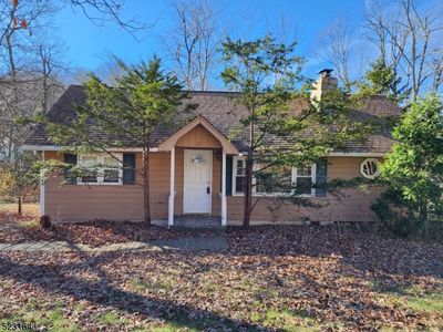 60 Breakneck Rd, Highland Lakes, NJ, 07422