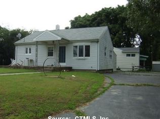 20 Tom Ave, Groton, CT 06340