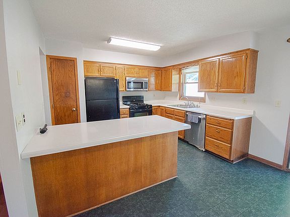 4th image of 5009 24th Ave NW