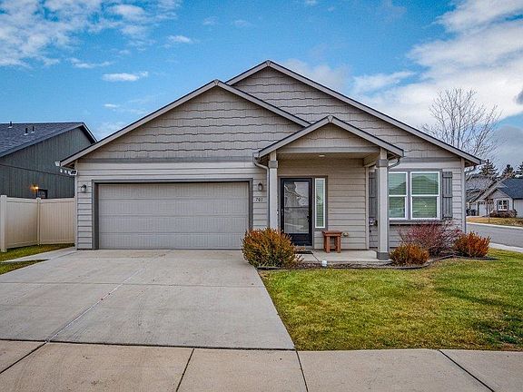3rd image of 701 Osprey Dr