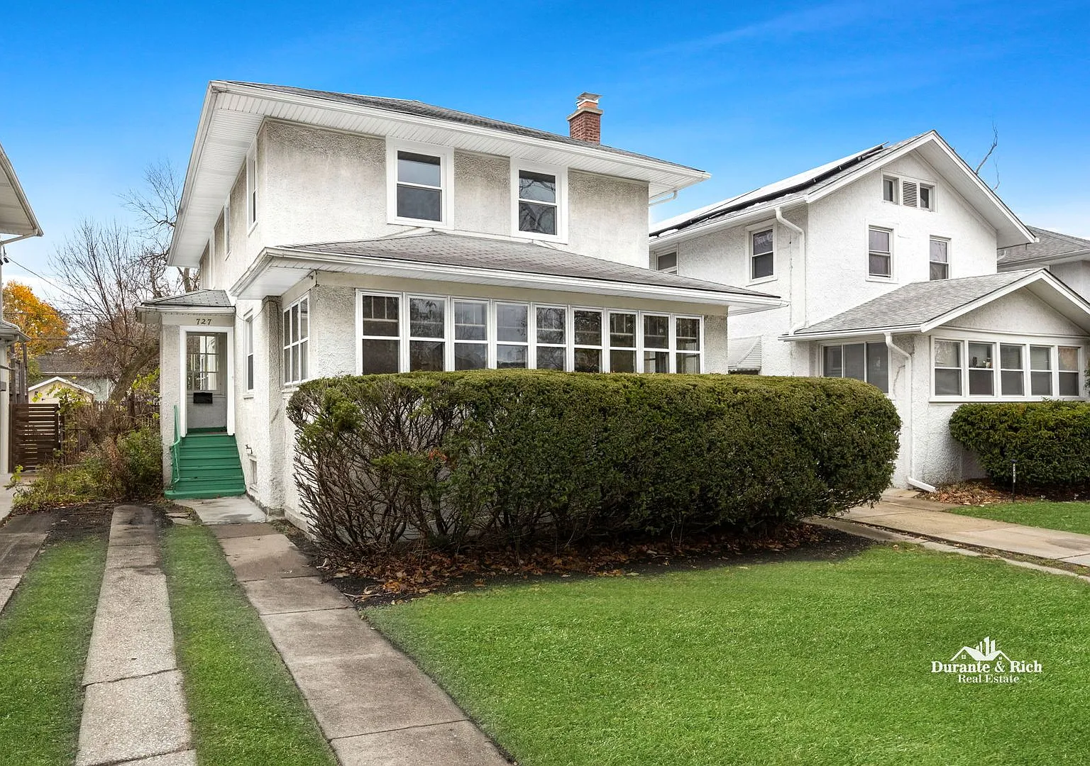 Single Family Home in Historic Oak Park Neighborhood — Photo 1