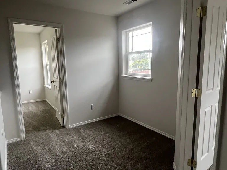 903 S 78th Ct #1 — Photo 13
