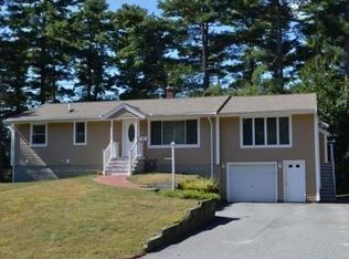 14 Raymond Rd, Chelmsford, MA 01824