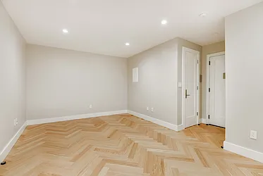 Rented by Akelius Real Estate Management