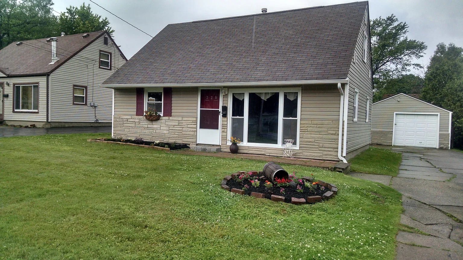 228 S Roanoke Ave photo 1