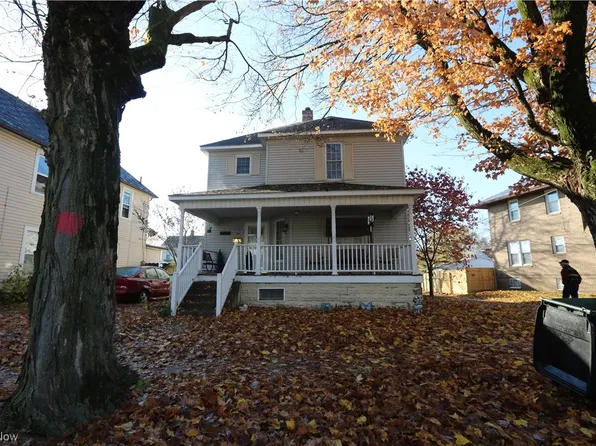 713 W State St, Newcomerstown, OH 43832