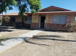 680 N Girard St, Hemet, CA 92544