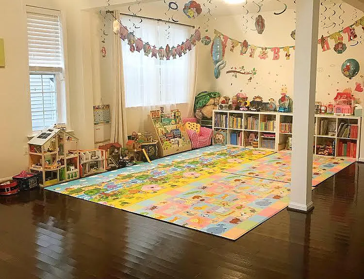 906 Saint Martins Loop — Photo 3
