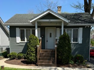 28 Clairmont St, Joliet, IL 60433