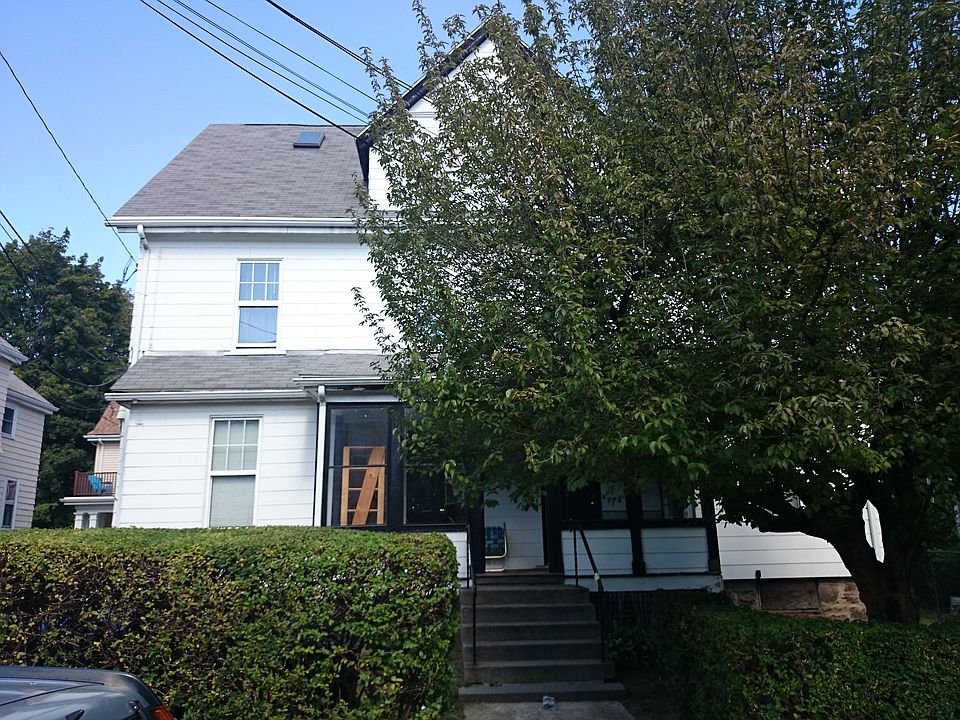 1st image of 17 Bennett St