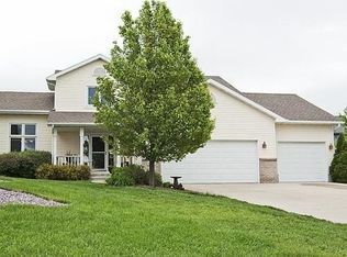 1103 Turnberry Ct, Waunakee, WI 53597
