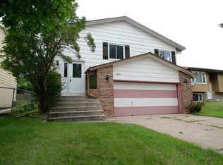 2227 Beech St, Saint Paul, MN 55119