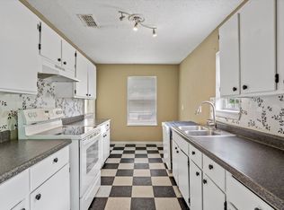 558 E Elm St, Canton, TX 75103