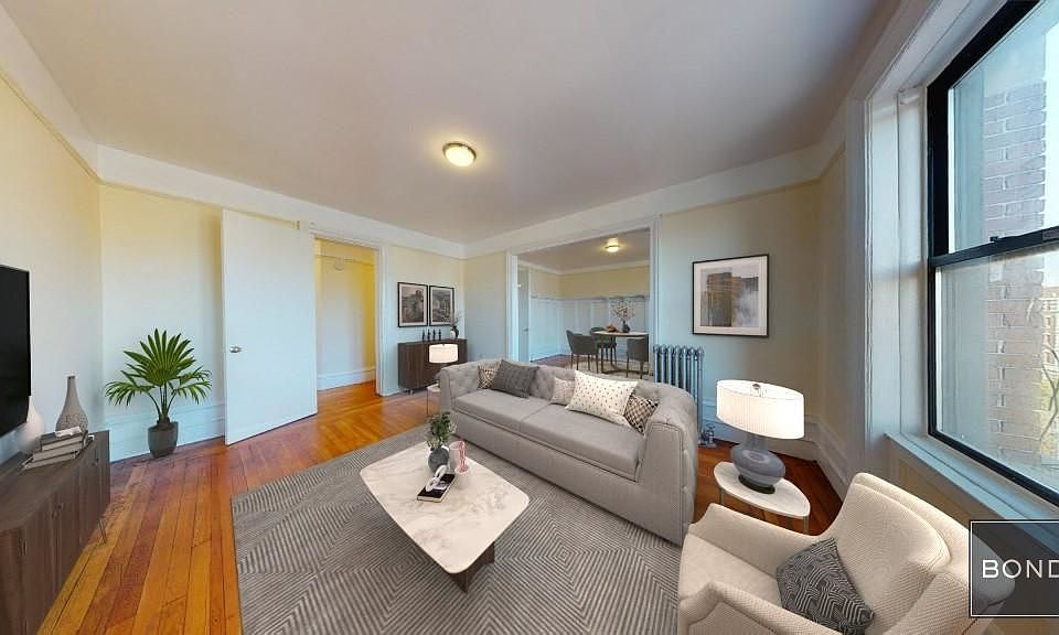 1st image of 3551 Broadway #61
