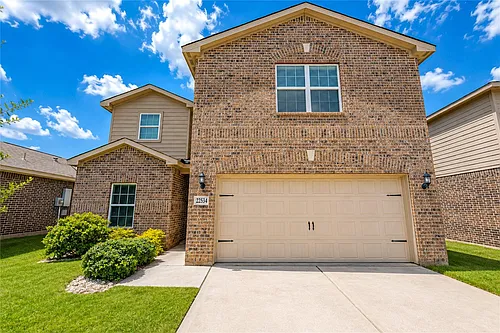 22534 Cloverland Field Dr Photo 1