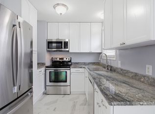 1680 Penistone St, Birmingham, MI 48009