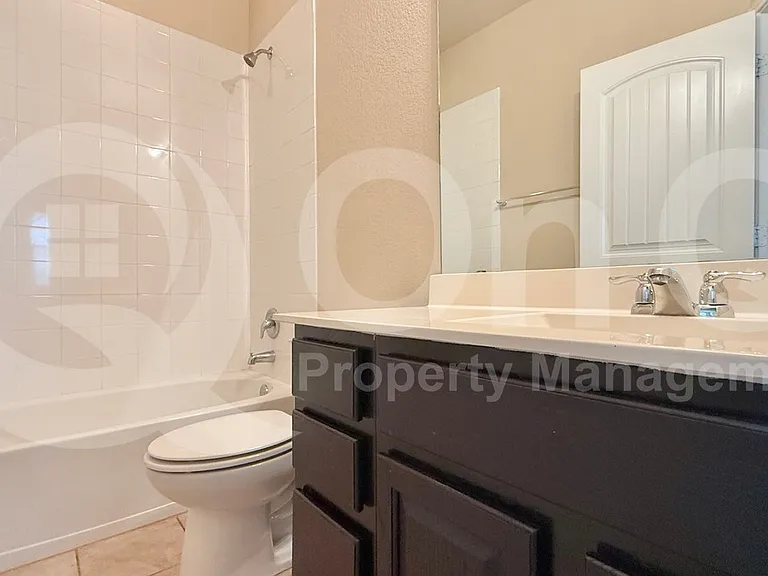 1001 Zodiac Ln #55 — Photo 15