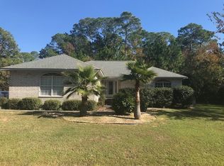 2915 Fawn Ln, Gulf Breeze, FL 32563