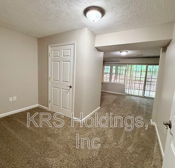 503 Barrington Way — Photo 11