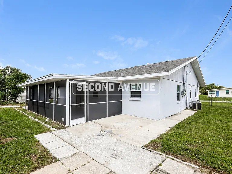 8617 Shumock Ave — Photo 14