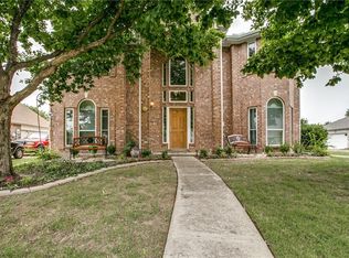 229 Shady Timbers Ln, Murphy, TX 75094
