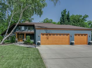 1311 N Briarcliff Dr, Appleton, WI 54915